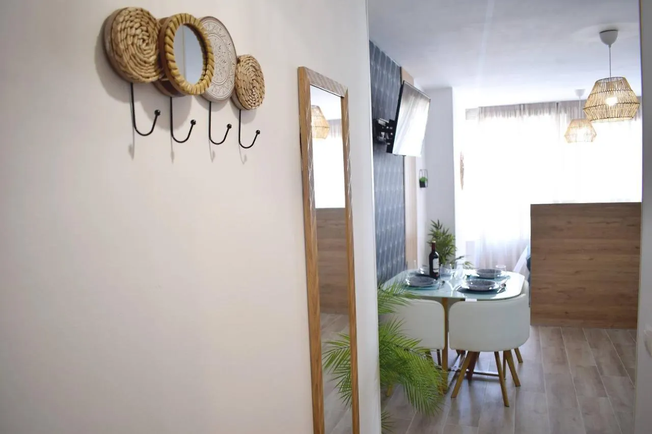 דירות טורמולינוס Aloe Studio ספרד